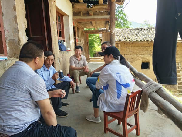 結(jié)對幫扶入戶 助力脫貧攻堅