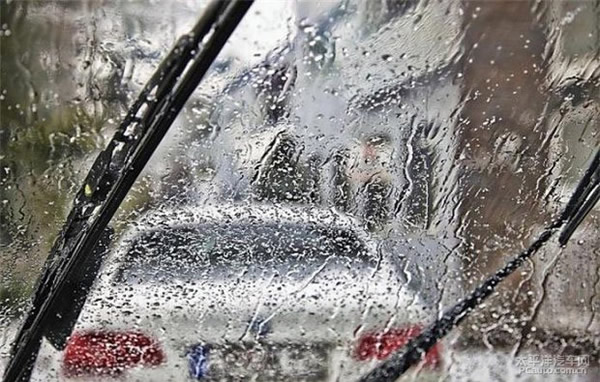 科目二、科目三遇到下雨天應(yīng)該怎樣做？考試順利會(huì)通過(guò)