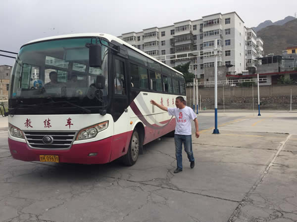 做到兩點(diǎn)，輕松考試，順利拿證