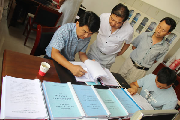 市交通運輸局黨組書記、局長馬潤同志對隴運集團公司全面從嚴治黨及黨風廉政建設進行專題調(diào)研