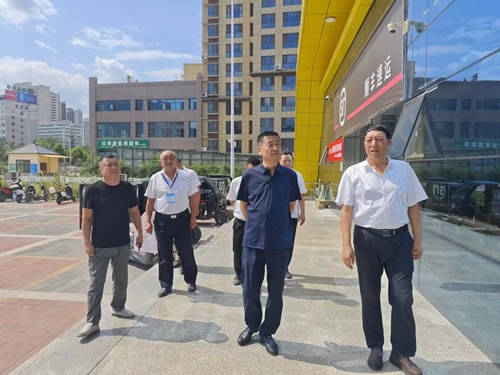 黨委書記、董事長張宏偉在成縣片單位開展工作調(diào)研